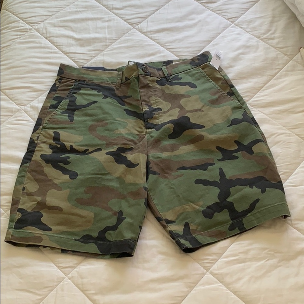 Men’s Gap Shorts NWT